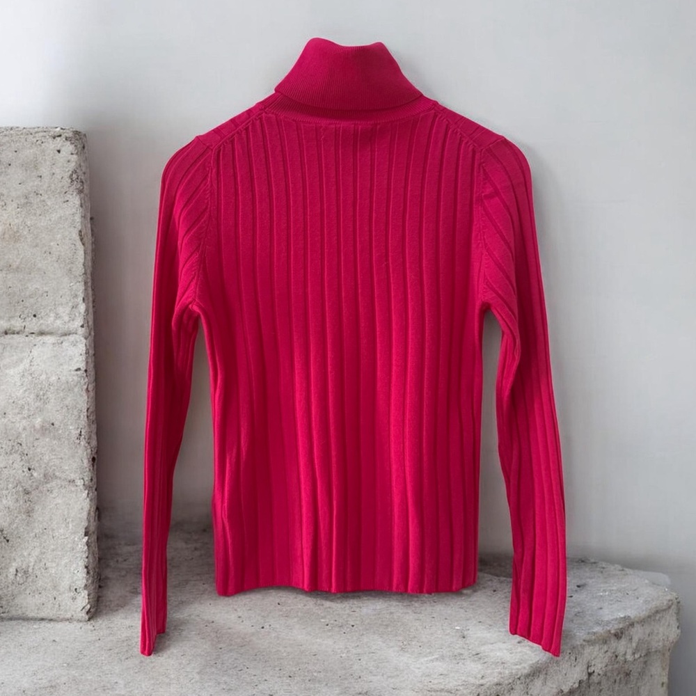 NWT Banana Republic Women’s Fuchsia Ribbed Lightweight Turtleneck! Medium! NEW! - Picture 2 of 9